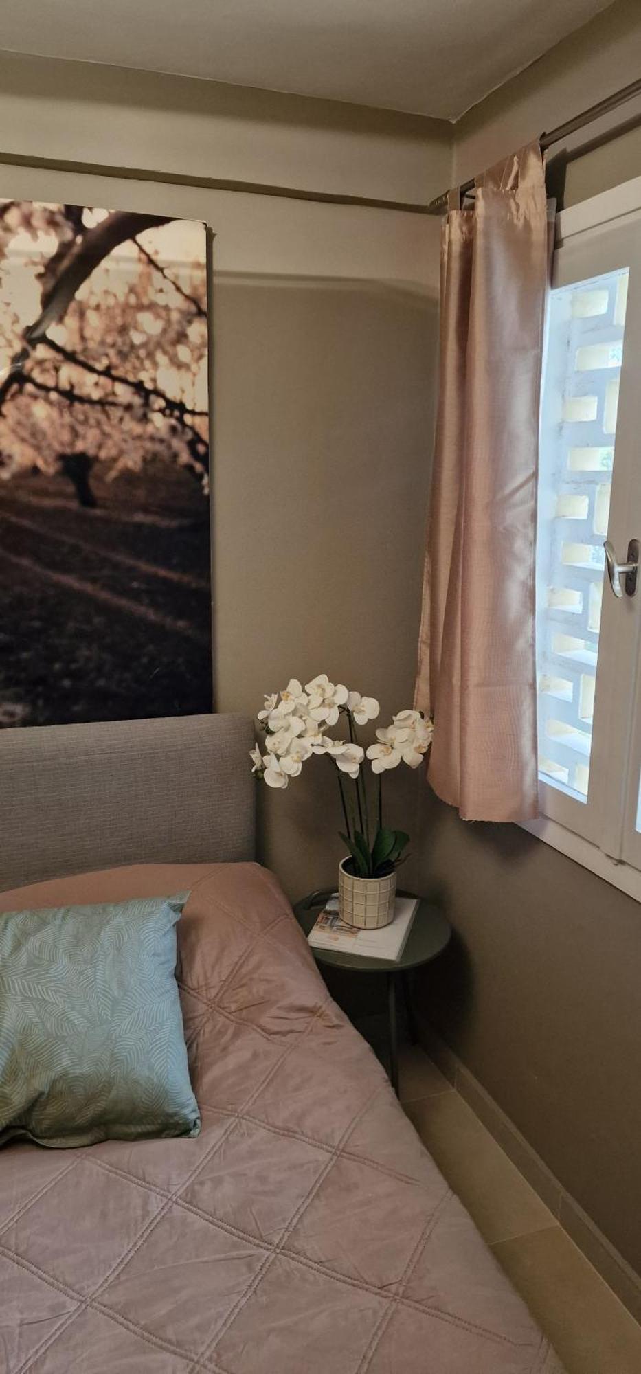 A Cozy Affordable Place At Voula Афины Экстерьер фото